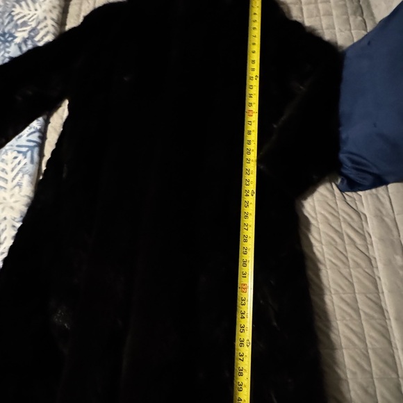 Mink coat - Picture 8 of 9